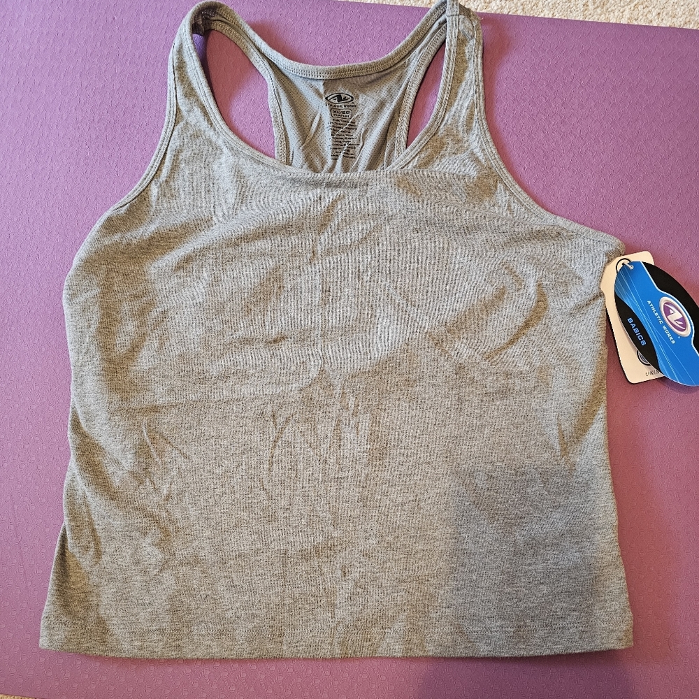 Athletic Works brand new with tags tank top with shelf bra size XL